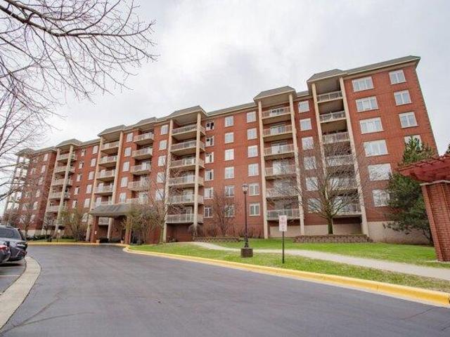 Condo for sale in Morton Grove Condo for sale in Morton Grove
