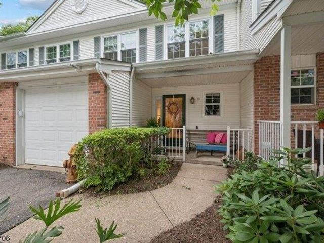 House for sale in Landing, New Jersey