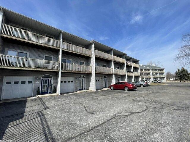 Condo for sale in Mount Clemens