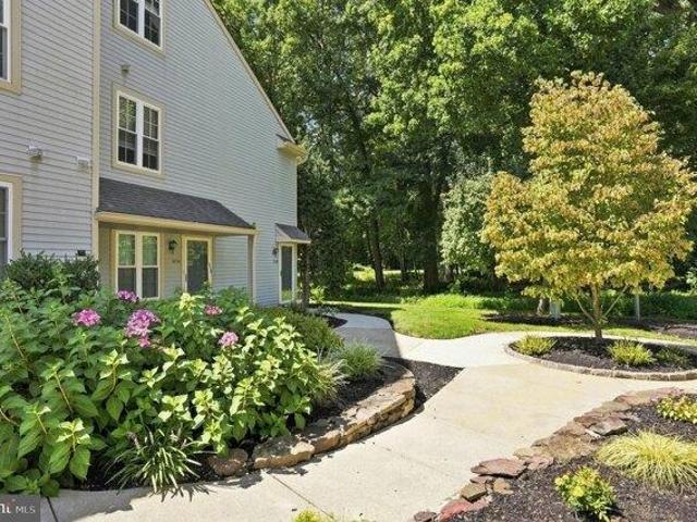 Condo for sale in Mount Laurel, New Jersey