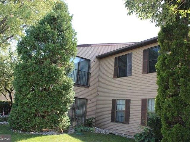 Condo for sale in Mount Laurel, New Jersey