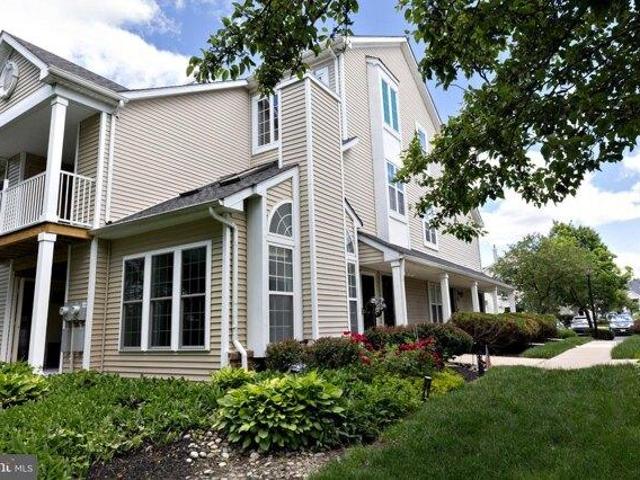 Condo for sale in Mount Laurel, New Jersey