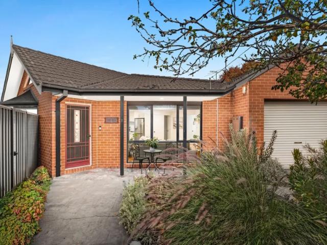 Apartment for sale in Camerons Creek, Victoria