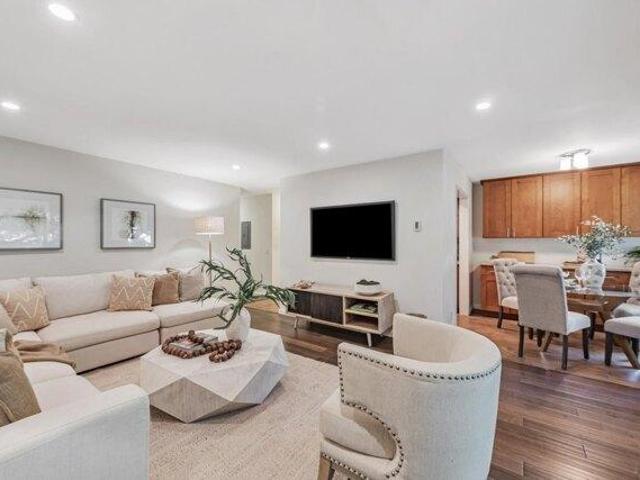 Condo for sale in Mountain View, California