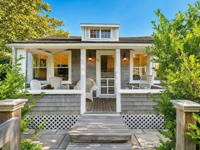 House for sale in Mikas Pond, Nantucket