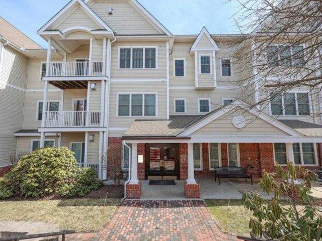 Condo for sale in New Hampshire