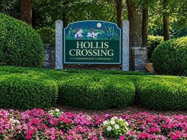 Condo for sale in Hollis Crossing, Nashua