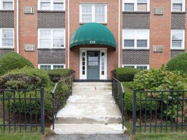 Condo for sale in Needham Heights, Needham