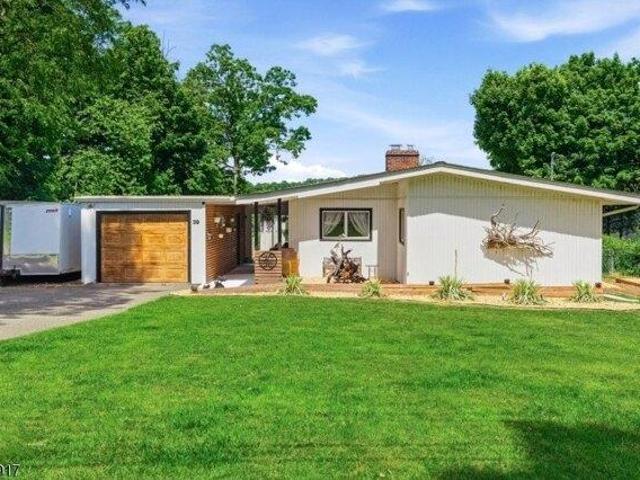House for sale in Netcong, New Jersey