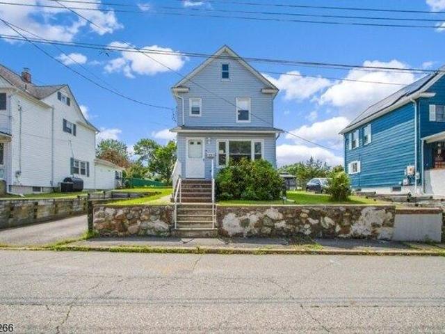 House for sale in Netcong, New Jersey