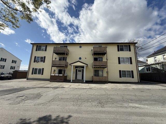 Condo for sale in Bristol, Massachusetts