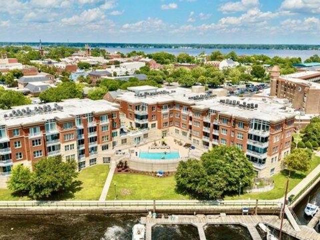Condo for sale in New Bern