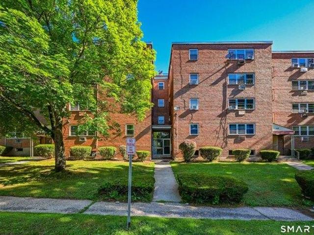 Condo for sale in New Britain, Connecticut