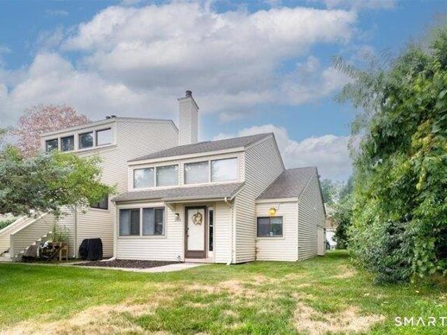 Condo for sale in New Britain, Connecticut