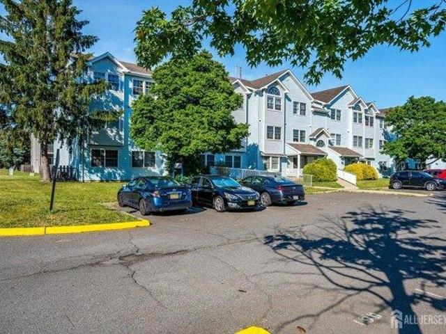 Condo for sale in New Brunswick, New Jersey