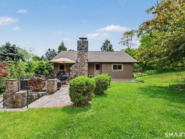 House for sale in New Fairfield, Connecticut