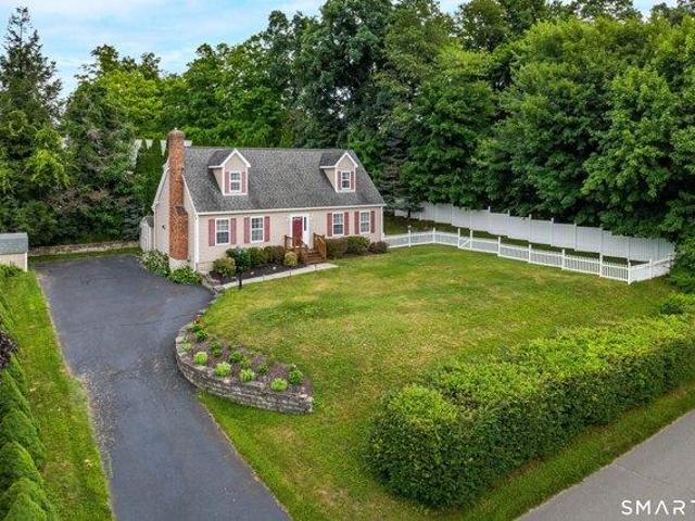 House for sale in New Fairfield, Connecticut