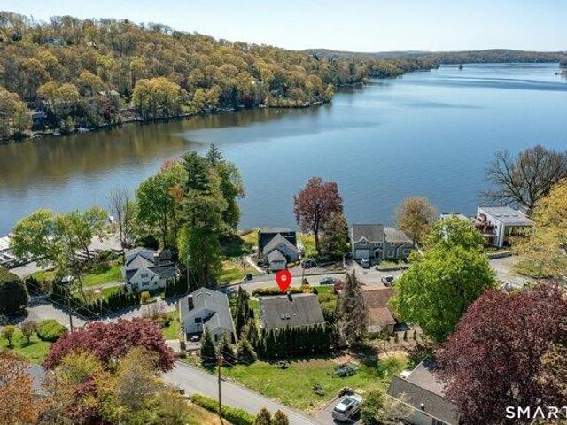 House for sale in New Fairfield, Connecticut