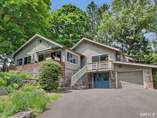 House for sale in New Fairfield, Connecticut