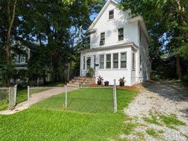 House for sale in West Hills, New Haven