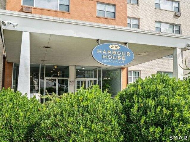 Condo for sale in New London, Connecticut