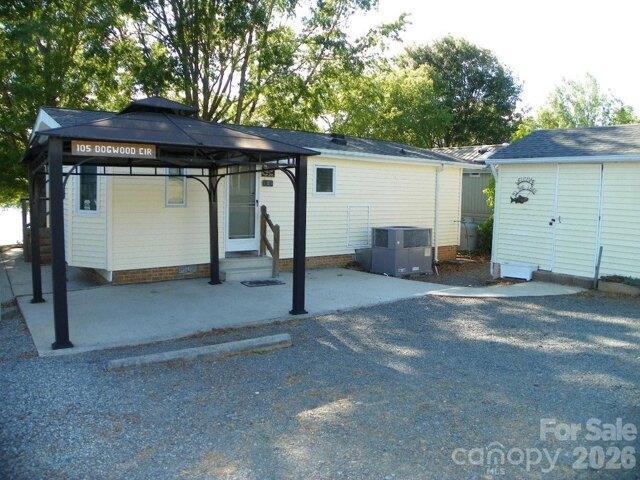 House for sale in New London, North Carolina