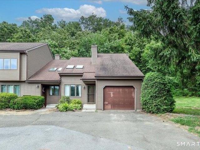 House for sale in Gaylordsville, Connecticut