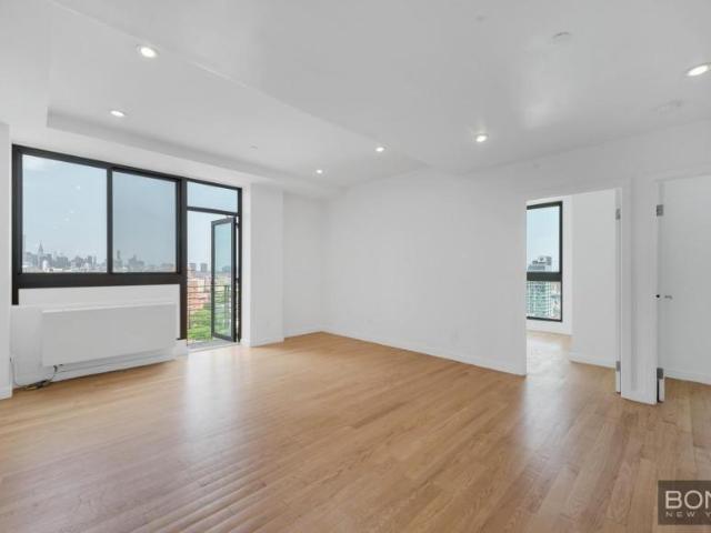 Condo for sale in Manhattan Community Board 3, New York