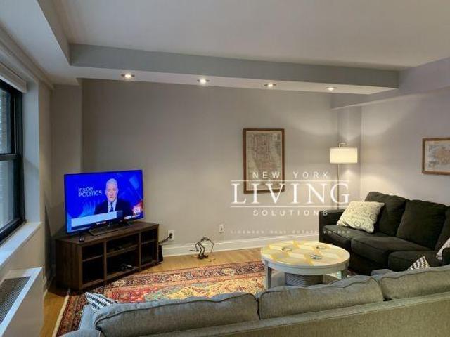 Apartment for rent in Arverne, New York