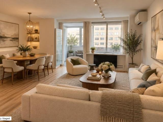 Apartment for sale in Manhattan Community Board 8, New York