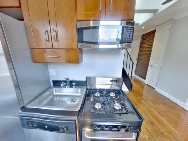Townhouse for rent in New York