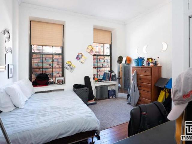 Townhouse for rent in New York