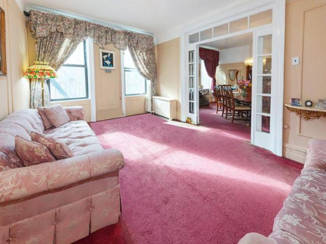 Apartment for sale in Arverne, New York