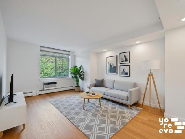 Apartment for sale in Arverne, New York