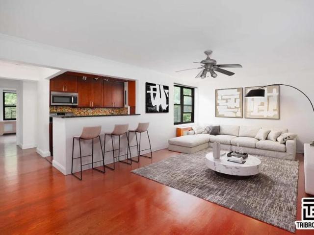 Apartment for sale in Arverne, New York