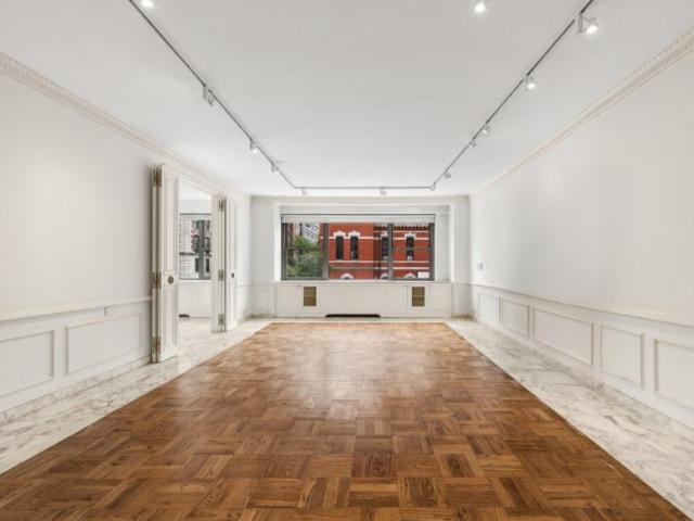 Apartment for sale in Arverne, New York