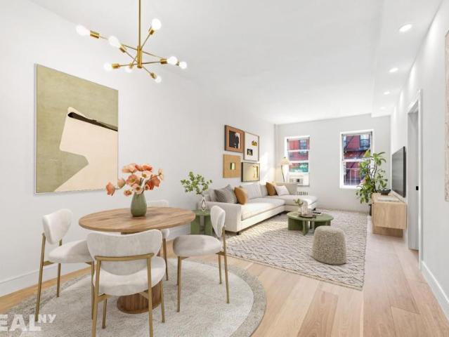 Apartment for sale in Arverne, New York