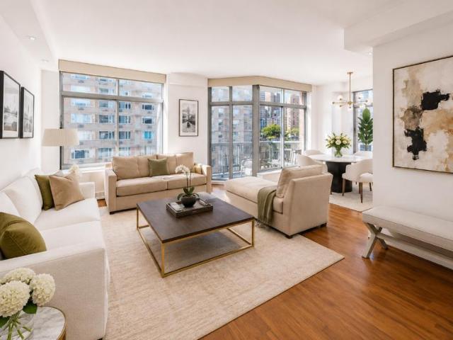 Condo for sale in Arverne, New York