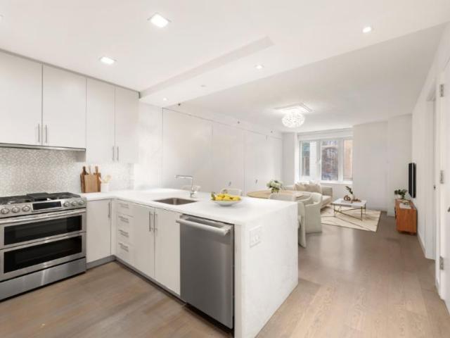 Condo for sale in Arverne, New York