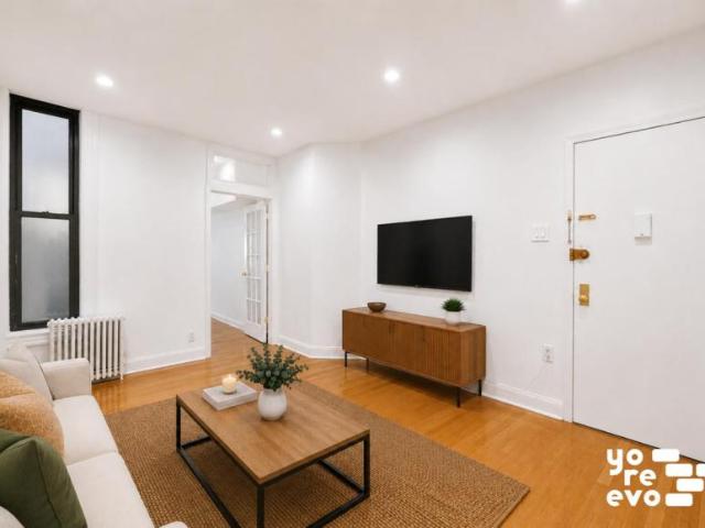 Apartment for sale in Arverne, New York