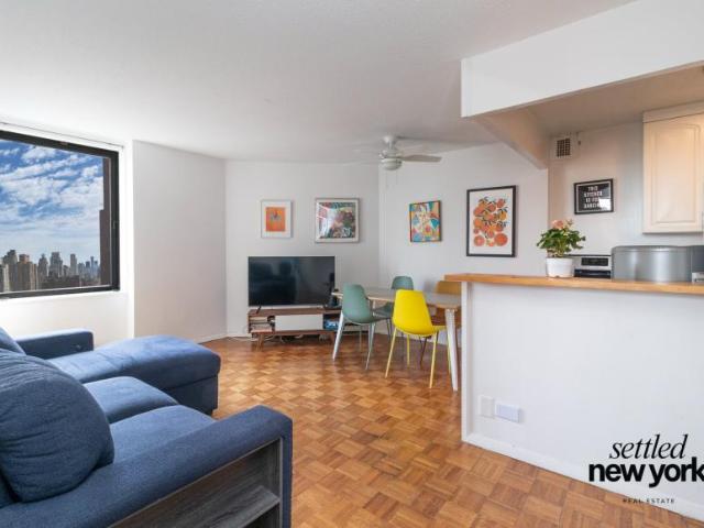 Condo for sale in Arverne, New York