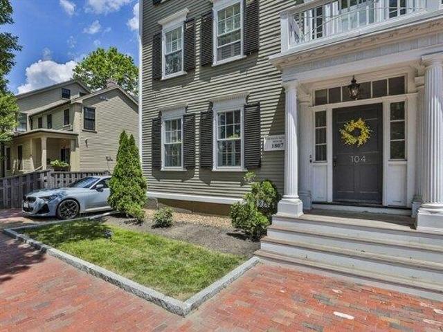 Condo for sale in Newburyport, Massachusetts