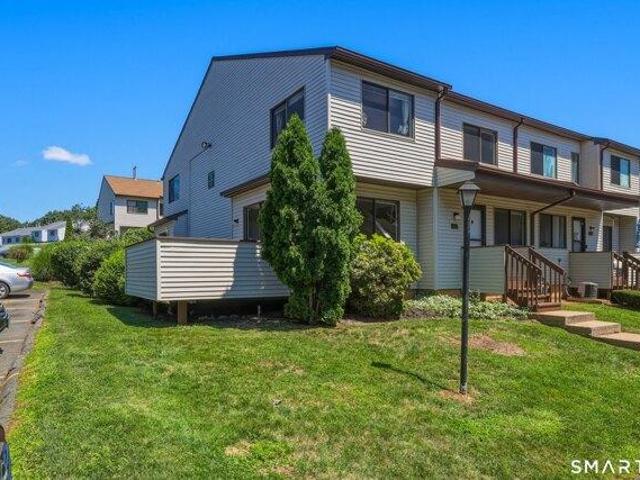 House for sale in Newington, Connecticut