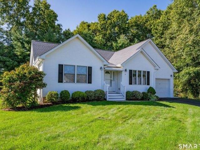 Condo for sale in Newington, Capitol Planning Region