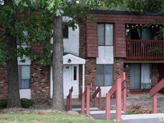 Condo for sale in Newington, Capitol Planning Region