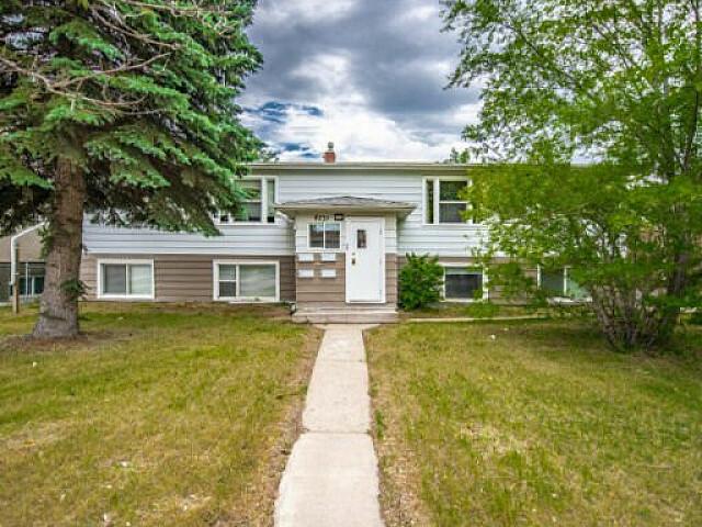 Duplex for rent in Regina, Saskatchewan