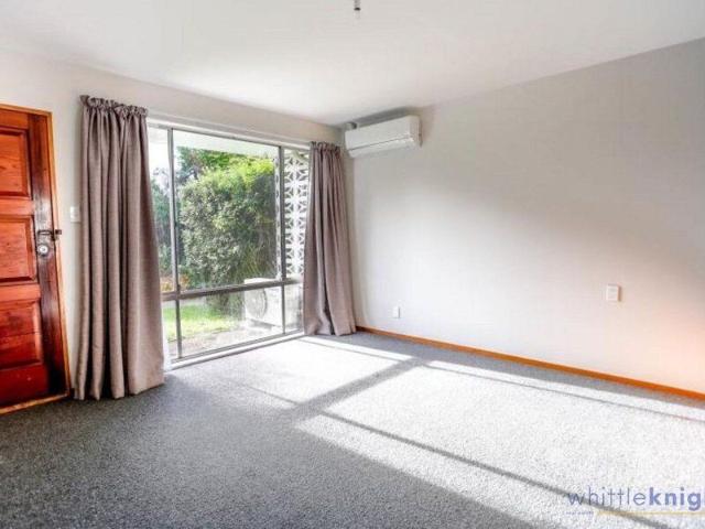 Room for rent in Sockburn, Christchurch