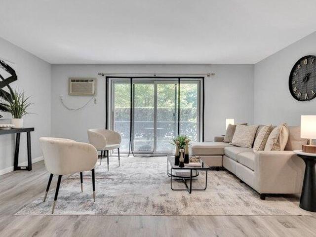 Condo for sale in Newton Highlands, Newton