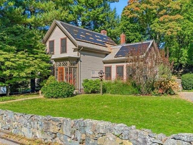 House for sale in Newton Upper Falls, Newton
