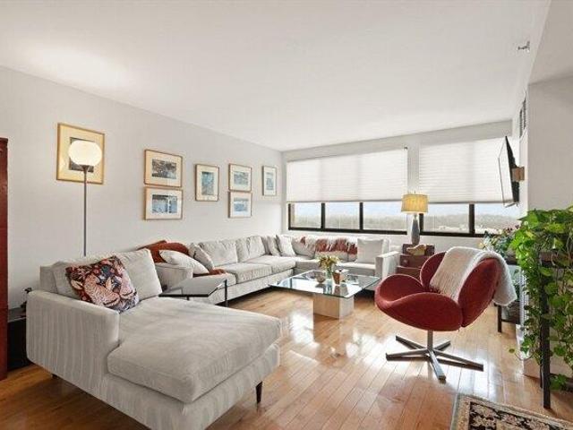Condo for sale in Auburndale, Massachusetts